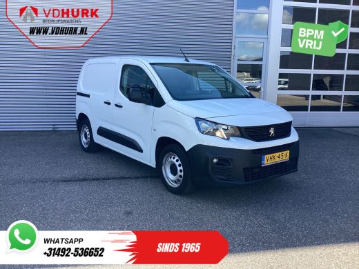 Peugeot Partner 1.5 HDI 100 pk EXPORT ONLY BOTT/ Carplay/ PDC/ Cruise/ Trekhaak/ Airco Peugeot Partner 1.5 HDI 100 pk EXPORT ONLY BOTT/ Carplay/ PDC/ Cruise/ Trekhaak/ Airco