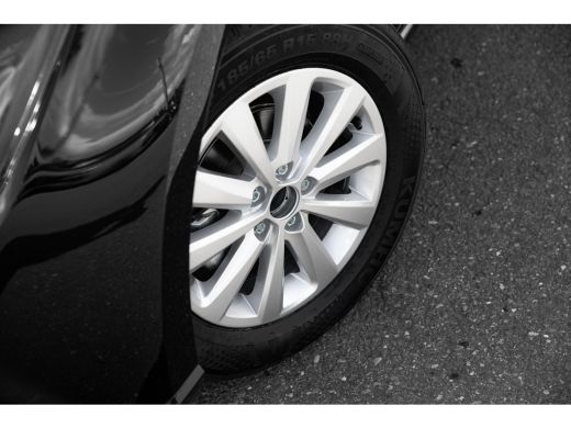 Seat Ibiza Style Plus | Automatisch dimmende binnenspiegel | Buitenspiegels elektrisch verstelbaar | Koplamp... ActivLease financial lease