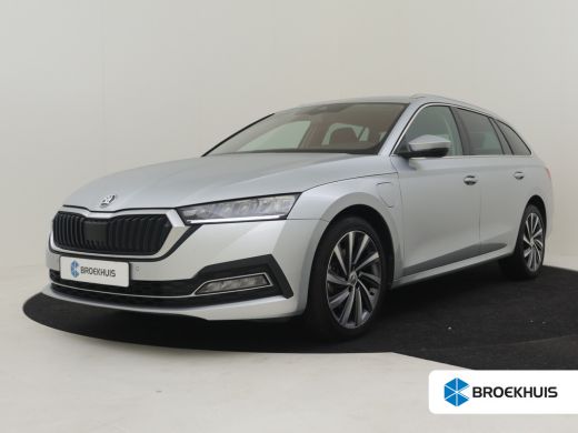 Skoda Octavia Combi 1.4 TSI iV PHEV Style 204pk Elektrische stoelen met geheugen | Camera achter | Led koplampe...