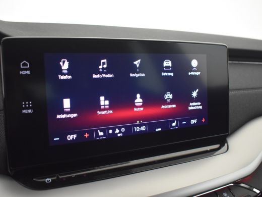 Skoda Octavia Combi 1.4 TSI iV PHEV Style 204pk Elektrische stoelen met geheugen | Camera achter | Led koplampe... ActivLease financial lease