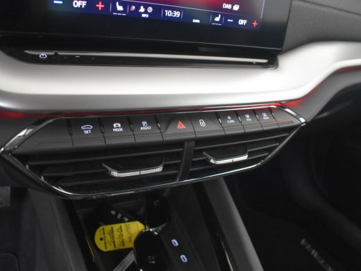 Skoda Octavia Combi 1.4 TSI iV PHEV Style 204pk Elektrische stoelen met geheugen | Camera achter | Led koplampe... ActivLease financial lease
