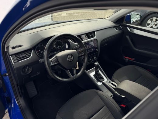 Skoda Octavia Combi 1.5 TSI Greentech Sport Business AUTOMAAT | NAVI | NL-AUTO ActivLease financial lease