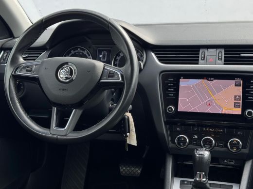 Skoda Octavia Combi 1.5 TSI Greentech Sport Business AUTOMAAT | NAVI | NL-AUTO ActivLease financial lease