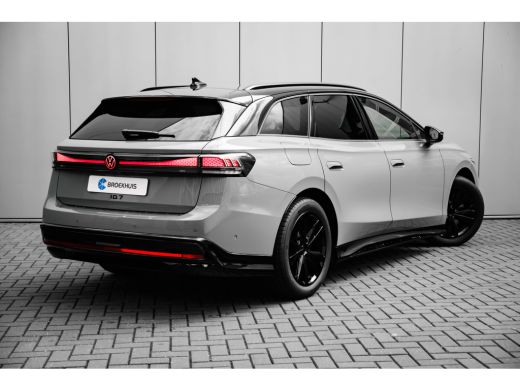 Volkswagen ID.7 Pro Limited Edition | Achterbank in ongelijke delen neerklapbaar incl. middenarmsteun en doorlaad... ActivLease financial lease