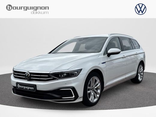 Volkswagen Passat Variant 1.4 TSI PHEV GTE Business | Trekhaak | ACC | Ergo |