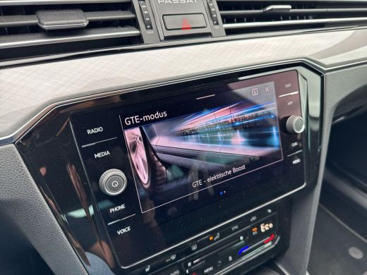 Volkswagen Passat Variant 1.4 TSI PHEV GTE Business | Trekhaak | ACC | Ergo | ActivLease financial lease