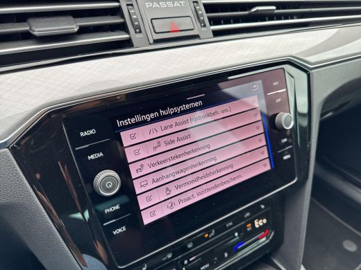 Volkswagen Passat Variant 1.4 TSI PHEV GTE Business | Trekhaak | ACC | Ergo | ActivLease financial lease