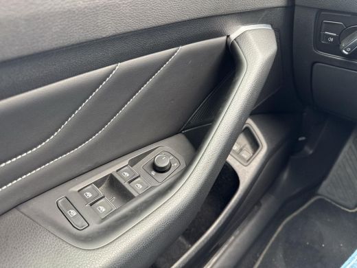 Volkswagen Passat Variant 1.4 TSI PHEV GTE Business | Trekhaak | ACC | Ergo | ActivLease financial lease