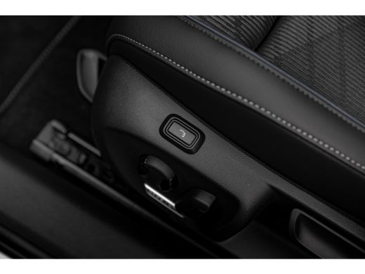 Volkswagen Passat Variant R-Line Edition - eHybrid | 'App-Connect' draadloze smartphone integratie | Afstandscontro... ActivLease financial lease