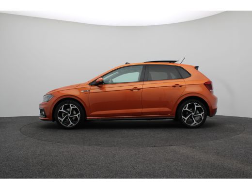 Volkswagen Polo 1.0 TSI Highline Business R-Line Panoramadak | Achterbank in delen neerklapbaar | Achteruitrijcam... ActivLease financial lease