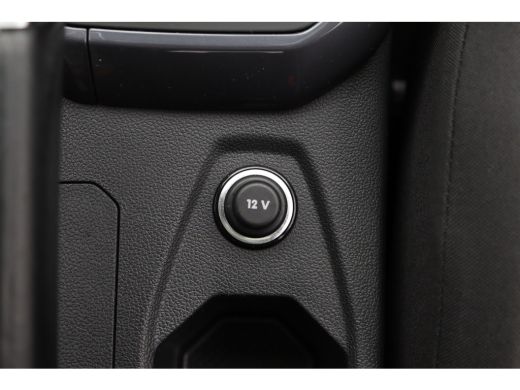 Volkswagen Polo 1.0 TSI Highline Business R-Line Panoramadak | Achterbank in delen neerklapbaar | Achteruitrijcam... ActivLease financial lease