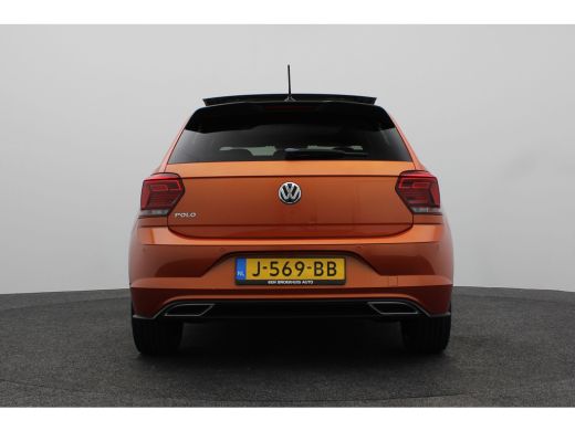 Volkswagen Polo 1.0 TSI Highline Business R-Line Panoramadak | Achterbank in delen neerklapbaar | Achteruitrijcam... ActivLease financial lease