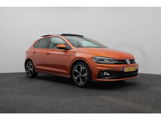 Volkswagen Polo 1.0 TSI Highline Business R-Line Panoramadak | Achterbank in delen neerklapbaar | Achteruitrijcam... ActivLease financial lease