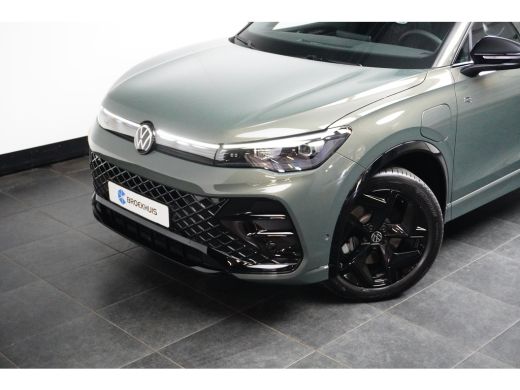 Volkswagen Tiguan 1.5 e-Hybride 272PK R-Line Pano.Dak | Adap.Cruise | Stoel.Verw | Elec. Spiegels ActivLease financial lease