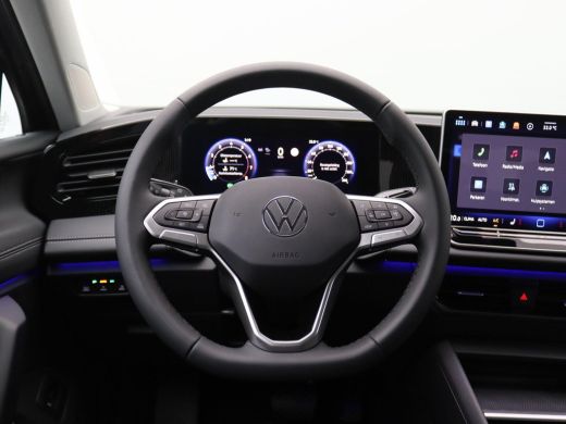 Volkswagen Tiguan 1.5 eTSI Life Edition 150PK DSG full led, trekhaak, standkachel, adaptive cruise, side assist, st... ActivLease financial lease
