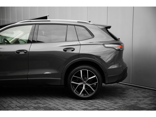 Volkswagen Tiguan Life Edition - eHybrid | 'App-Connect' draadloze smartphone integratie | Automatische afstandsreg... ActivLease financial lease