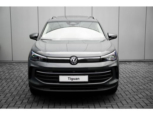Volkswagen Tiguan Life Edition - eHybrid | 'App-Connect' draadloze smartphone integratie | Automatische afstandsreg... ActivLease financial lease