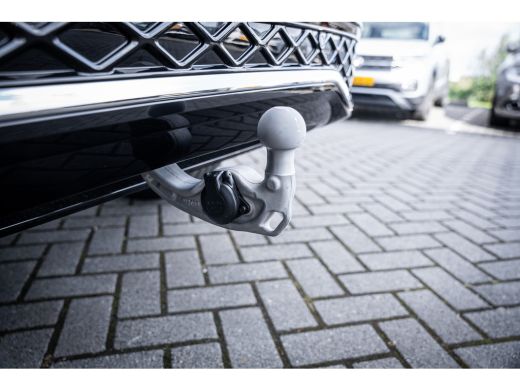 Volkswagen Tiguan R-Line Edition - eHybrid | 'App-Connect' draadloze smartphone integratie | Automatische afstandsr... ActivLease financial lease