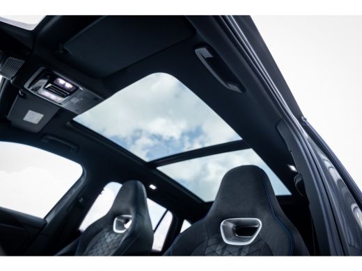 Volkswagen Tiguan R-Line Edition - eHybrid | 'App-Connect' draadloze smartphone integratie | Automatische afstandsr... ActivLease financial lease