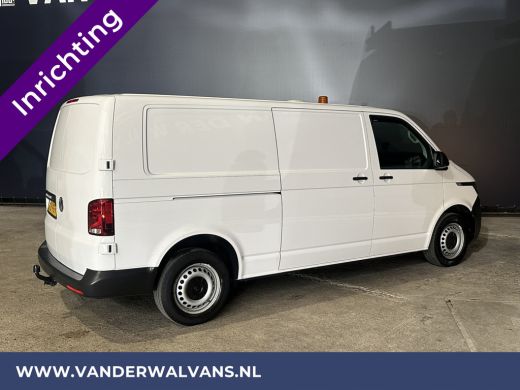 Volkswagen Transporter 2.0 TDI 150pk L2H1 Inrichting Euro6 Airco | Camera | Apple Carplay | Android Auto | 2500kg Trekha... ActivLease financial lease