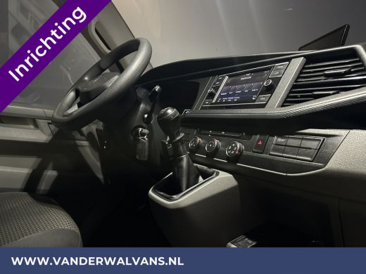 Volkswagen Transporter 2.0 TDI 150pk L2H1 Inrichting Euro6 Airco | Camera | Apple Carplay | Android Auto | 2500kg Trekha... ActivLease financial lease