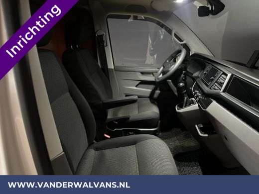 Volkswagen Transporter 2.0 TDI 150pk L2H1 Inrichting Euro6 Airco | Camera | Apple Carplay | Android Auto | 2500kg Trekha... ActivLease financial lease