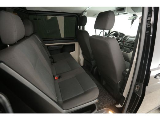 Volkswagen Transporter 2.0 TDI L2H1 | Dubbele Cabine | 5 Persoons | 140PK Airco ACC Camera Carplay PDC 17''LMV Trekhaak| ActivLease financial lease