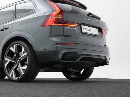 Volvo  XC60 2.0 T6 Plug-in hybrid AWD Ultra Dark | Luchtvering | Bowers & Wilkins | Massage | Nappa | Stoelve... ActivLease financial lease