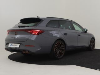 CUPRA Leon Sportstourer VZ e-Hybrid Trekhaak | Dodehoekdetectie | Adaptief cruise control | ELektrische bestuurdersstoel ...