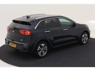 Kia e-Niro ExecutiveLine 64 kWh NL-AUTO | LEDER | STOELVERW. KOELING