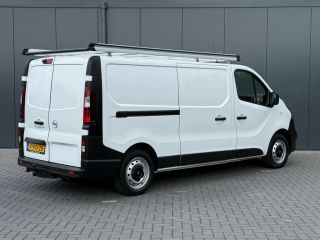 Opel Vivaro 1.6 CDTI 126 PK / L2H1 / IMPERIAAL / TREKHAAK / CAMERA / AIRCO / CRUISE / 3-ZITS