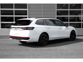 Volkswagen Passat Variant R-Line Edition - eHybrid | 'App-Connect' draadloze smartphone integratie | Afstandscontro...