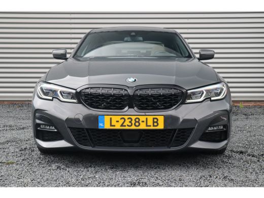 BMW 3 Serie 330i M-Sport Panorama / Harman Kardon / Laser / Leder / M Performance / ActivLease financial lease