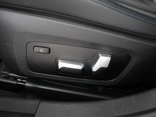 BMW 3 Serie Touring 318i AUT. M-SPORT DRAVITGRAU + SPORTSTOELEN | CAMERA | MEMORY | HIFI | SFEERVERLICHTING |... ActivLease financial lease