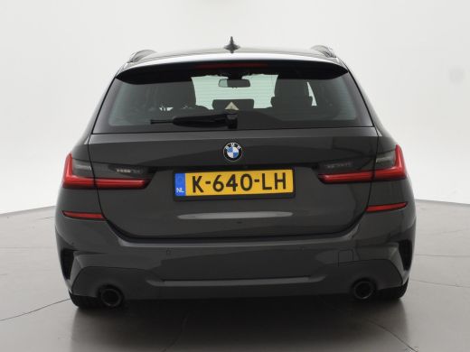 BMW 3 Serie Touring 318i AUT. M-SPORT DRAVITGRAU + SPORTSTOELEN | CAMERA | MEMORY | HIFI | SFEERVERLICHTING |... ActivLease financial lease