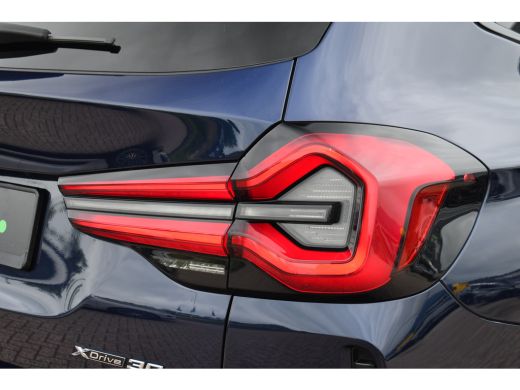 BMW X3 xDrive30e M-Sport Pano M-zetels Trekh 21inch 360 HUD Laser ActivLease financial lease
