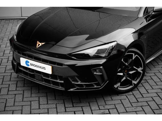 CUPRA Leon Sportstourer 1.5 TSI e-Hybrid VZ Performance | Pano Schuif kantel dak | Sennheiser | 19" inch LM velgen ActivLease financial lease