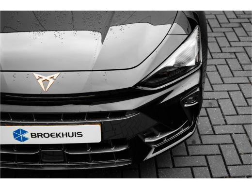 CUPRA Leon Sportstourer 1.5 TSI e-Hybrid VZ Performance | Pano Schuif kantel dak | Sennheiser | 19" inch LM velgen ActivLease financial lease