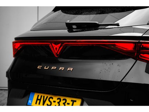 CUPRA Leon Sportstourer 1.5 TSI e-Hybrid VZ Performance | Pano Schuif kantel dak | Sennheiser | 19" inch LM velgen ActivLease financial lease