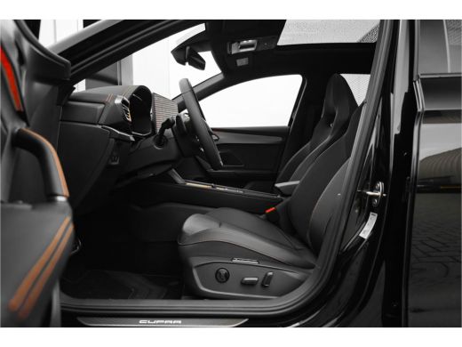 CUPRA Leon Sportstourer 1.5 TSI e-Hybrid VZ Performance | Pano Schuif kantel dak | Sennheiser | 19" inch LM velgen ActivLease financial lease