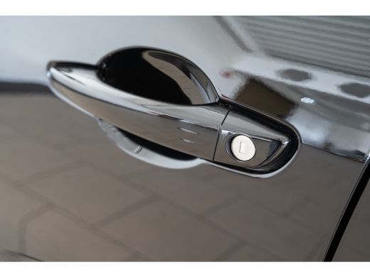 Fiat 600 1.2 Turbo Hybrid La Prima | Massagefunctie | Adaptieve Cruise Controle | Elek. Kofferklep | Navig... ActivLease financial lease