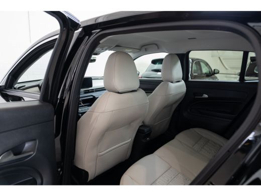 Fiat 600 1.2 Turbo Hybrid La Prima | Massagefunctie | Adaptieve Cruise Controle | Elek. Kofferklep | Navig... ActivLease financial lease