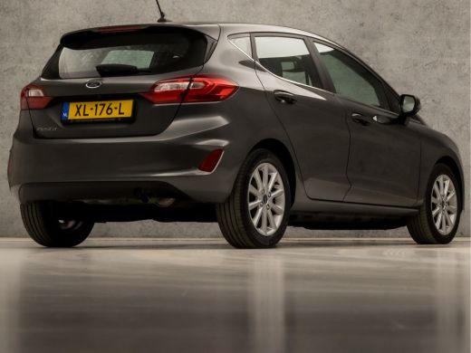 Ford Fiesta 1.0 EcoBoost Titanium Sport (APPLE CARPLAY, GROOT NAVI, STUUR/STOELVERWARMING, CAMERA, SPORTSTOEL... ActivLease financial lease