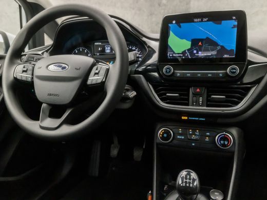 Ford Fiesta 1.1 Premium (APPLE CARPLAY, GROOT NAVI, LANE ASSIST, SPORTSTOELEN, PARKEERSENSOREN, CRUISE, NIEUW... ActivLease financial lease