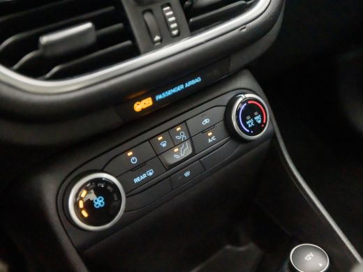 Ford Fiesta 1.1 Premium (APPLE CARPLAY, GROOT NAVI, LANE ASSIST, SPORTSTOELEN, PARKEERSENSOREN, CRUISE, NIEUW... ActivLease financial lease
