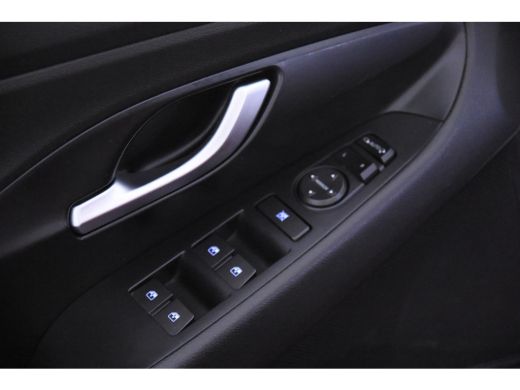 Hyundai i30 1.5 T-GDi MHEV Combi *1ste Eigenaar*Navigatie*Camera* ActivLease financial lease