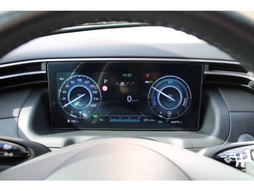 Hyundai Tucson 1.6 T-GDI PHEV Comfort Smart 4WD | DAB ontvanger | Achteruitrijcamera | | Achterbank in delen nee... ActivLease financial lease