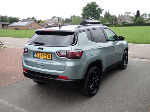 Jeep Compass 4xe 240 Plug-in Hybrid Electric Upland ActivLease financial lease