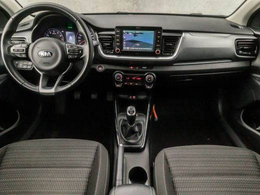 Kia Stonic 1.0 T-GDi DynamicPlusLine (APPLE CARPLAY, GROOT NAVI, CLIMATE, CAMERA, SPORTSTOELEN, LANE ASSIST,... ActivLease financial lease