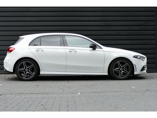 Mercedes-Benz A-Klasse 180 Business Solution AMG / NAVI / ALCANTARA / CLIMA / PDC / 17"LMV / CAMERA / PANO.DAK / ELEKTR... ActivLease financial lease
